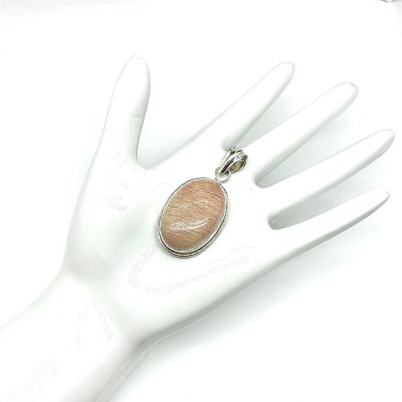 Pendant Sterling Silver w/ Neutral Color Oval Cut Stone - Blingschlingers.com - Picture 3 of 6